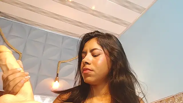 VeronicaRobles online show from 01-03-25, 08:32