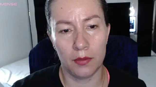 Snapshot of CATRINA-83 chatting on 05-24-26, 12:21 CATRINA-83 online show from 05-24-26, 12:21