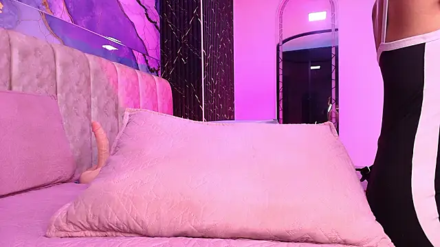 arl chloee online show from 03-20-26, 03:11