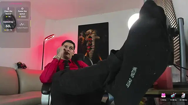 Nicolas Fellener online show from 12-23-25, 05:05