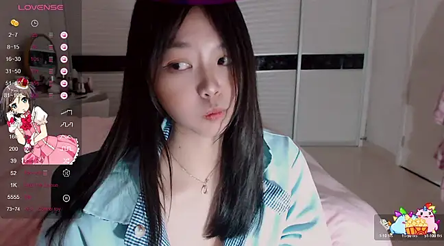Snapshot of -Lucky_Girl chatting on 02-18-25, 11:11 -Lucky Girl online show from 02-18-25, 11:11