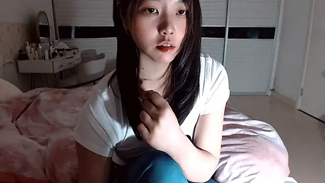 -Lucky Girl online show from 03-15-26, 12:22