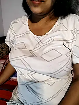 Snapshot of Quite_Malsha chatting on 03-11-25, 05:38 Quite Malsha online show from 03-11-25, 05:38