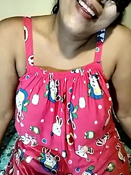 Snapshot of Quite_Malsha chatting on 11-06-25, 02:07 Quite Malsha online show from 11-06-25, 02:07