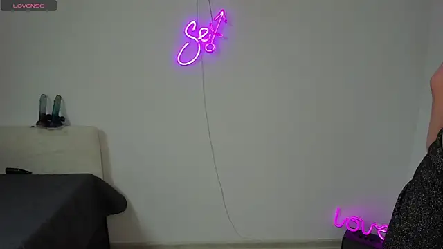 Bitch Coin online show from 10-28-25, 11:36