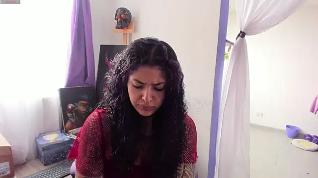 witchviolet online show from 09-11-25, 01:11