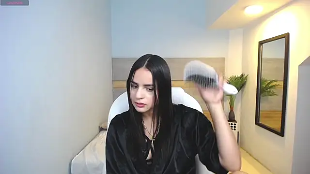 Snapshot of heidy_hoiss chatting on 02-11-25, 07:38 heidy hoiss online show from 02-11-25, 07:38