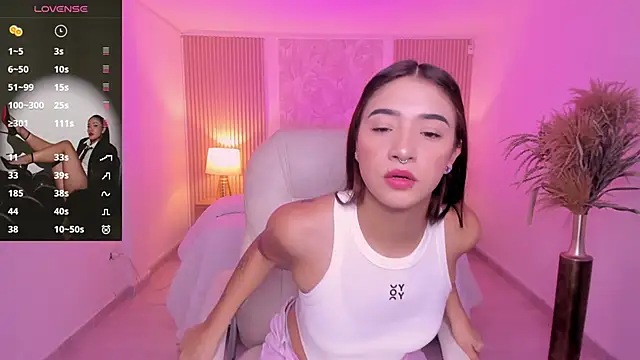 Snapshot of Antonella_Grayy chatting on 02-24-26, 11:08 Antonella Grayy online show from 02-24-26, 11:08