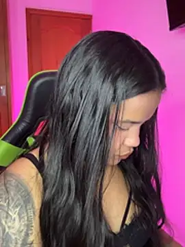 leila 22 online show from 03-04-26, 07:47