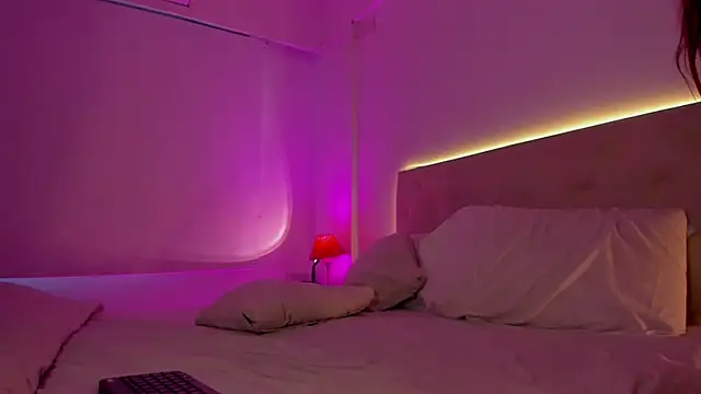 alaskavenom  online show from 12-04-25, 10:40