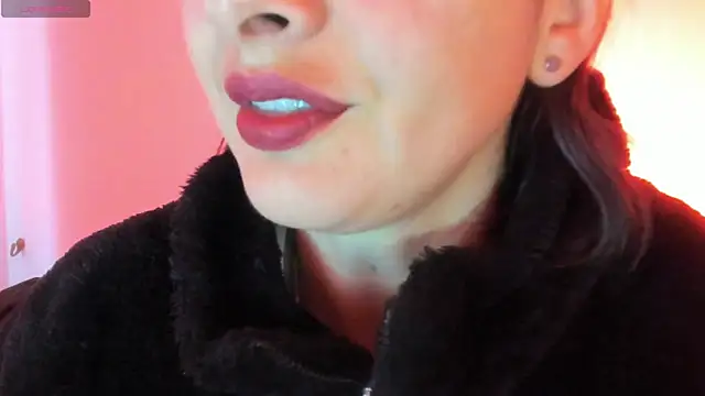 queen fetish online show from 11-12-25, 10:48