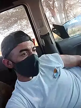 prettyboi6992 online show from 10-04-25, 08:40