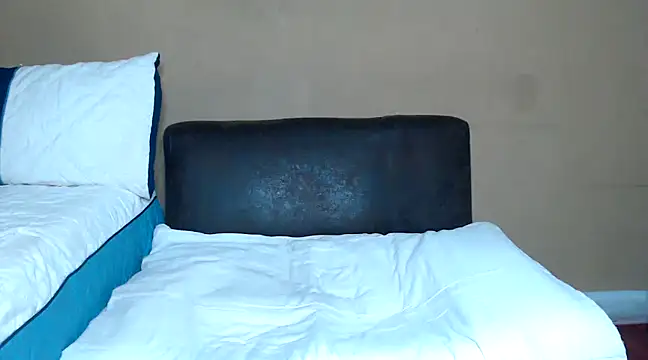 Snapshot of AdelaideT chatting on 12-15-24, 10:47 AdelaideT online show from 12-15-24, 10:47
