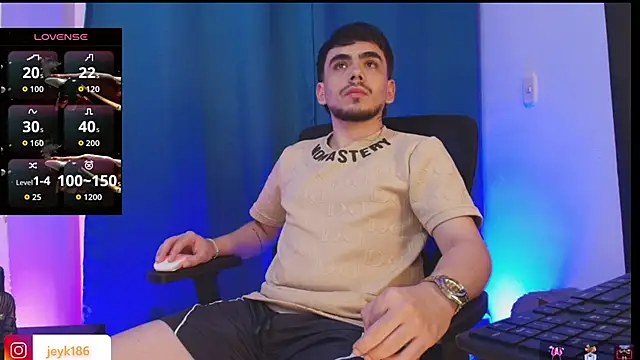 Snapshot of Jey_keler1 chatting on 01-18-26, 11:19 Jey keler1 online show from 01-18-26, 11:19