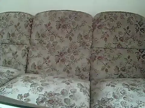 Snapshot of suarez1235 chatting on 02-11-26, 11:15 suarez1235 online show from 02-11-26, 11:15