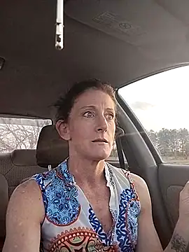 Snapshot of Longtoes45 chatting on 02-27-25, 10:42 Longtoes45 online show from 02-27-25, 10:42