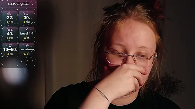 Snapshot of IrinaArt chatting on 11-02-25, 12:35 IrinaArt online show from 11-02-25, 12:35