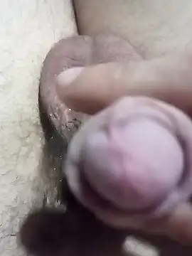 Snapshot of El22_1431 chatting on 12-22-24, 04:06 El22 1431 online show from 12-22-24, 04:06