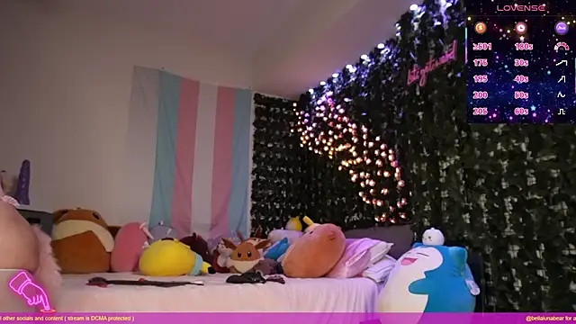 Snapshot of bellalunabear chatting on 11-19-25, 09:59 bellalunabear online show from 11-19-25, 09:59