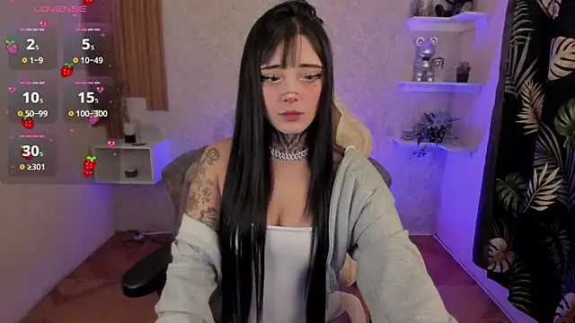 Snapshot of mia_catt05 chatting on 12-29-24, 06:45 mia catt05 online show from 12-29-24, 06:45