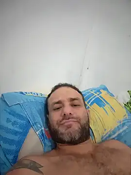 Snapshot of omlorim chatting on 02-11-25, 02:14 omlorim online show from 02-11-25, 02:14