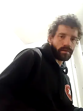 Snapshot of RuleMasterX chatting on 10-13-25, 06:35 RuleMasterX online show from 10-13-25, 06:35