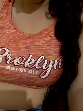 Snapshot of Zanoba-16 chatting on 12-13-25, 09:09 Zanoba-16 online show from 12-13-25, 09:09