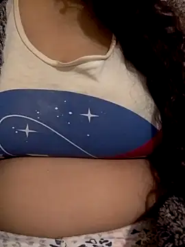 Snapshot of Zanoba-16 chatting on 12-22-25, 08:11 Zanoba-16 online show from 12-22-25, 08:11