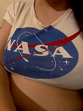 Snapshot of Zanoba-16 chatting on 02-13-26, 04:58 Zanoba-16 online show from 02-13-26, 04:58