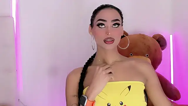 Snapshot of amal_baddell chatting on 02-12-26, 01:22 amal baddell online show from 02-12-26, 01:22