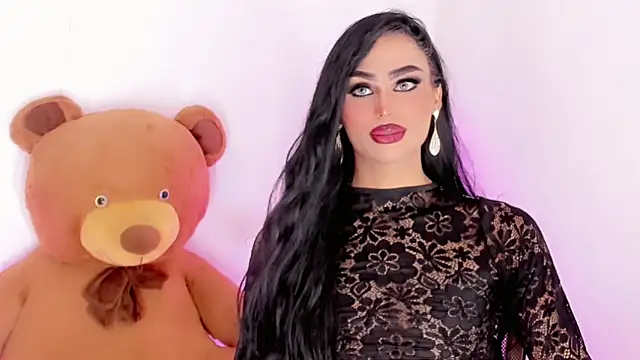 Snapshot of amal_baddell chatting on 02-15-26, 03:47 amal baddell online show from 02-15-26, 03:47