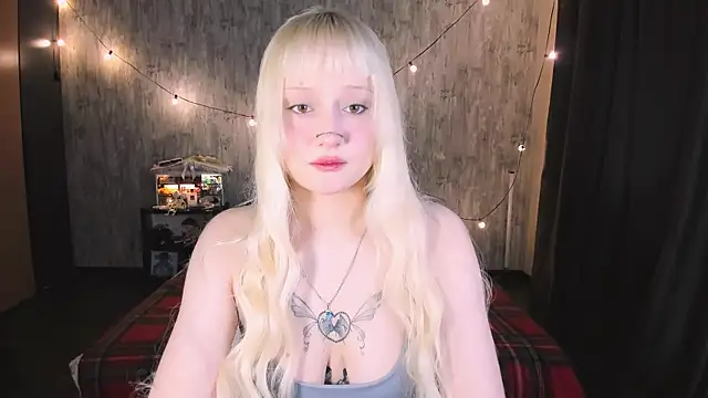 MariaMango online show from 11-26-25, 12:11