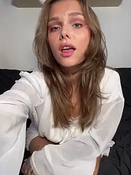 HumbleJess online show from 09-19-25, 03:45