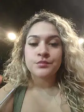 Sara smiiith211 online show from 07-17-26, 01:56