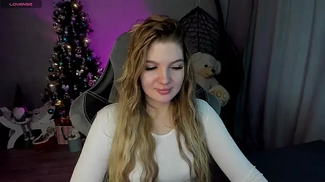 lily williamss online show from 12-14-24, 03:18