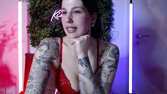 KiraKane1 online show from 02-13-25, 04:28