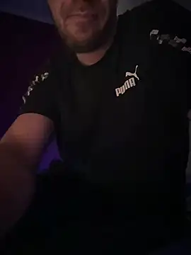 Snapshot of Bennyben8604 chatting on 02-24-25, 10:25 Bennyben8604 online show from 02-24-25, 10:25