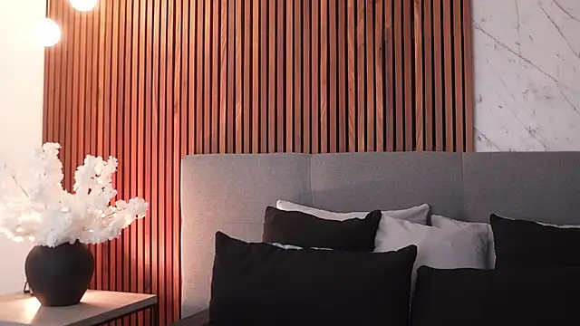 Amelia Rouse online show from 11-04-25, 09:14