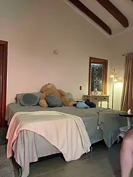 Amelia Rouse online show from 02-24-26, 09:35