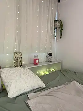 Amelia Rouse online show from 03-25-26, 09:21