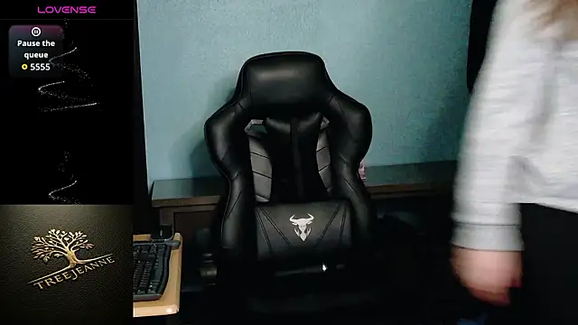 TreeJeanne online show from 02-01-26, 06:17