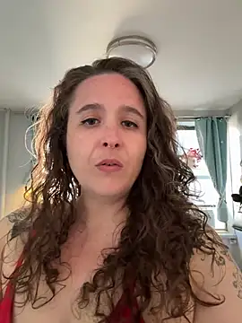 Snapshot of sylviahhh chatting on 06-19-26, 09:51 sylviahhh online show from 06-19-26, 09:51