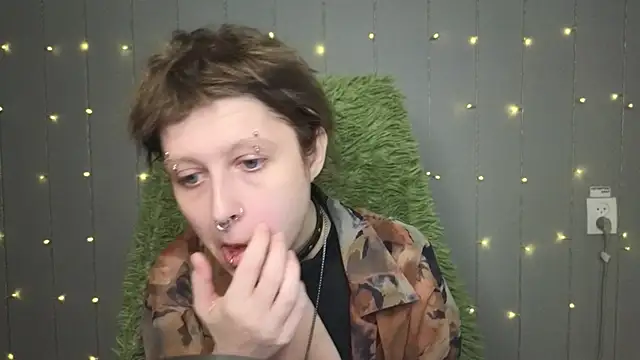 kortny yo online show from 03-21-25, 05:12