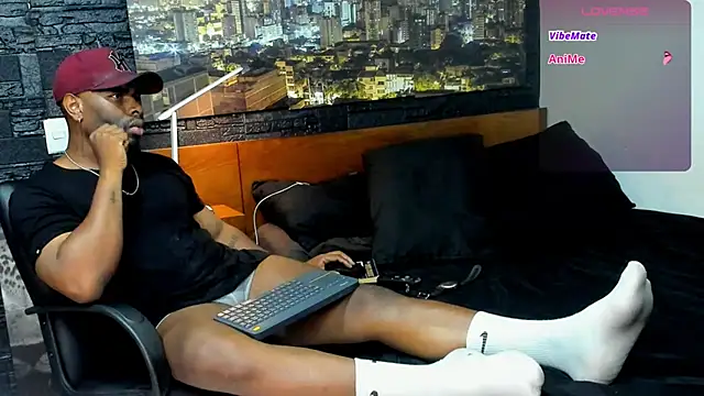 Snapshot of thomas_santtos1 chatting on 02-05-25, 12:31 thomas santtos1 online show from 02-05-25, 12:31
