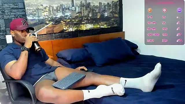 Snapshot of thomas_santtos1 chatting on 02-14-25, 12:57 thomas santtos1 online show from 02-14-25, 12:57