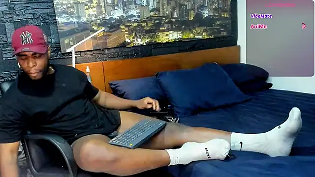 Snapshot of thomas_santtos1 chatting on 02-24-25, 11:41 thomas santtos1 online show from 02-24-25, 11:41