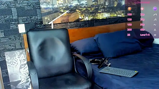 Snapshot of thomas_santtos1 chatting on 03-02-25, 01:49 thomas santtos1 online show from 03-02-25, 01:49
