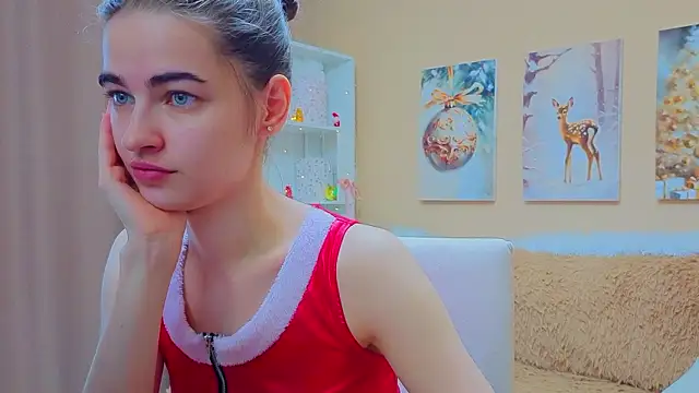 Snapshot of AstoriyaNight chatting on 02-08-26, 08:18 AstoriyaNight online show from 02-08-26, 08:18