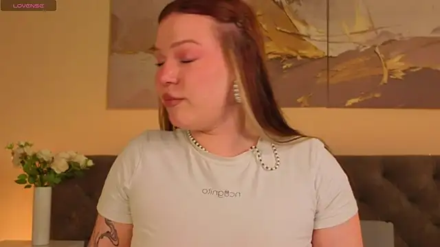Snapshot of Naomi_B1ack chatting on 06-10-26, 01:06 Naomi B1ack online show from 06-10-26, 01:06