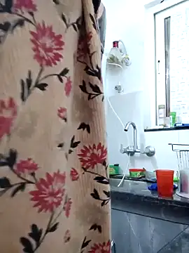 Aaradhya online show from 12-15-24, 01:35